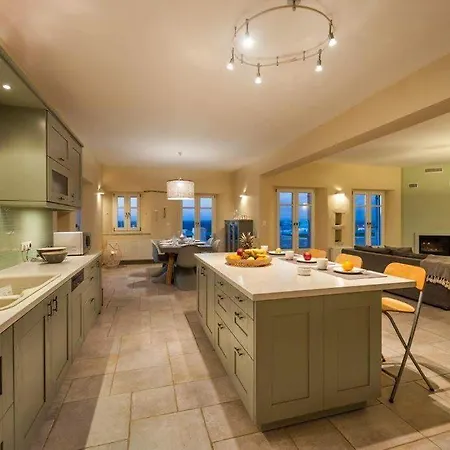 Ninemia Mjf Villa *