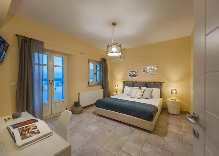 Ninemia Mjf Villa Naousa (Paros)
